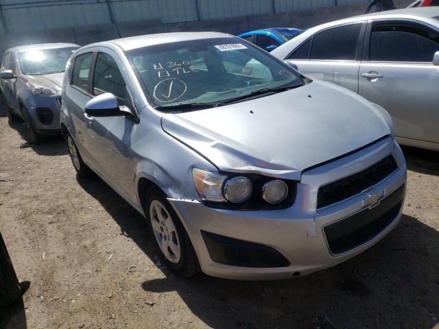 Chevrolet Sonic ls (2013)