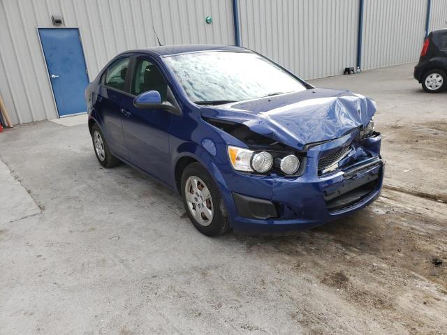 Chevrolet Sonic ls (2013)