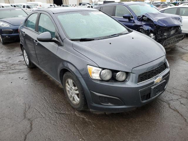 Chevrolet Sonic ls (2012)