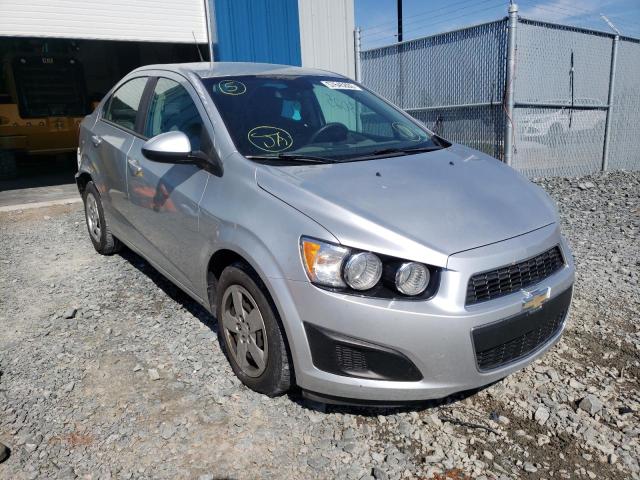 Chevrolet Sonic ls (2012)