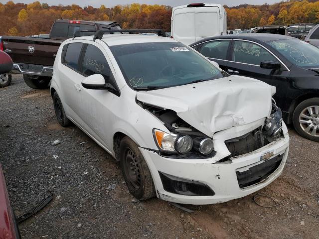 Chevrolet Sonic ls (2014)