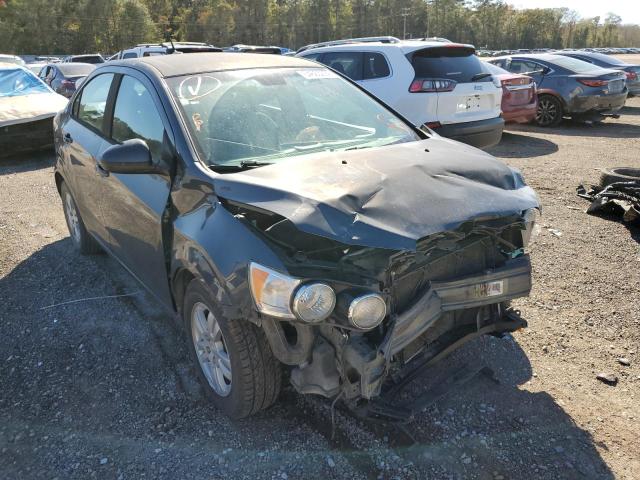 Chevrolet Sonic ls (2012)