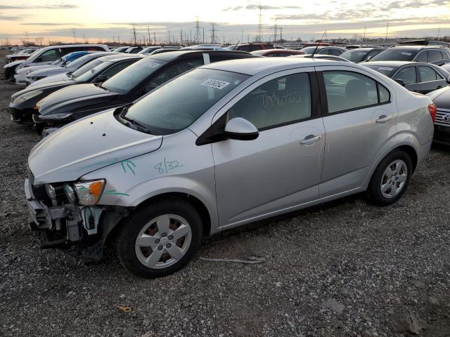 Chevrolet Sonic ls (2013)
