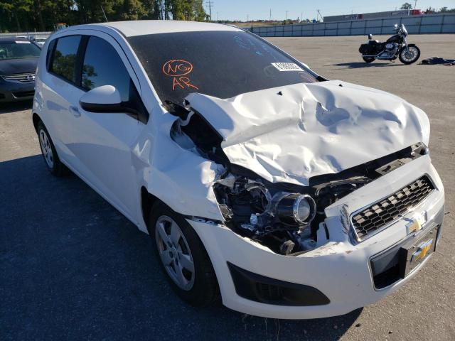 Chevrolet Sonic ls (2016)