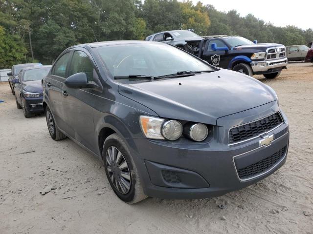 Chevrolet Sonic ls (2014)