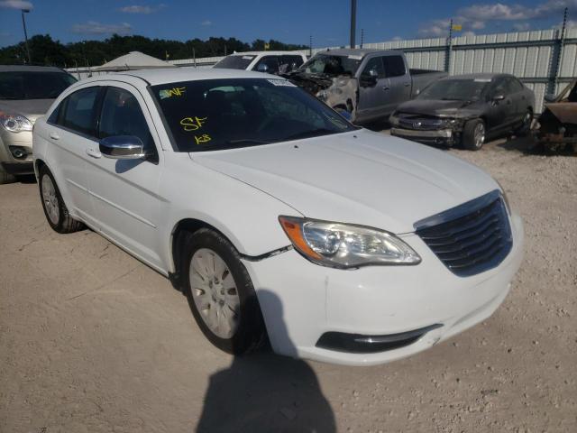 Chrysler 200 lx (2012)