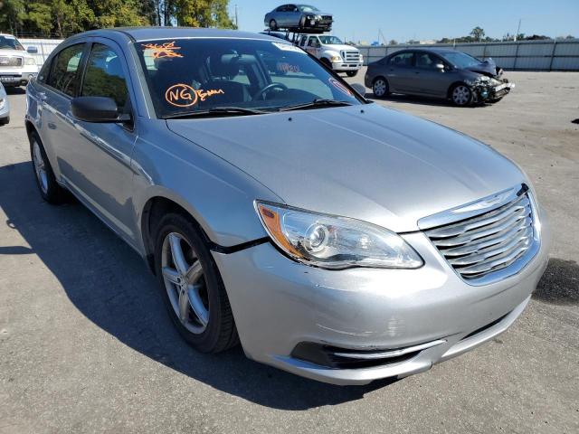 Chrysler 200 lx (2014)