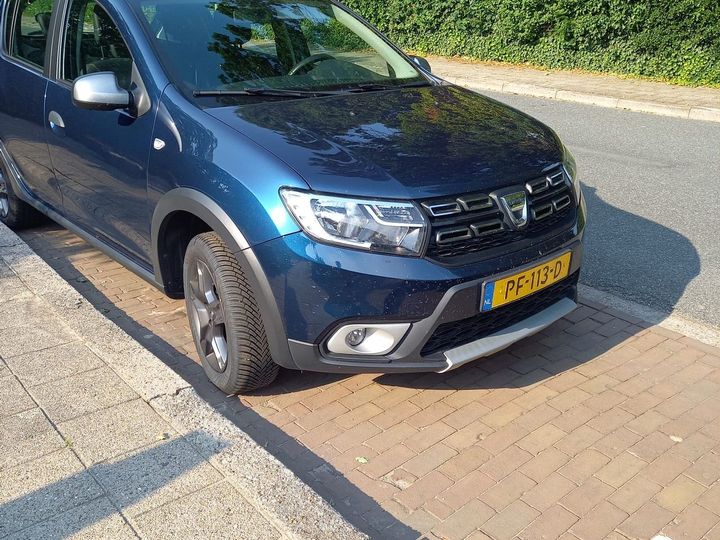 Dacia Sandero stepway (2017)