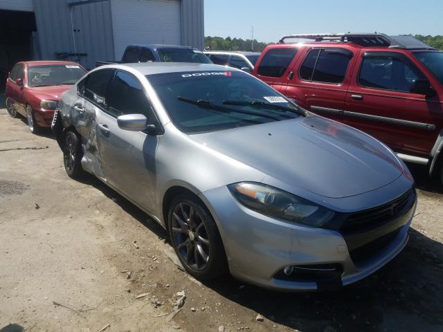Dodge Dart sxt (2015)