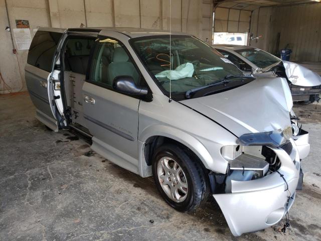 Dodge Grand cara (2003)