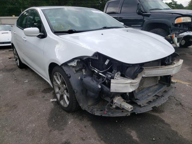 Dodge Dart sxt (2015)