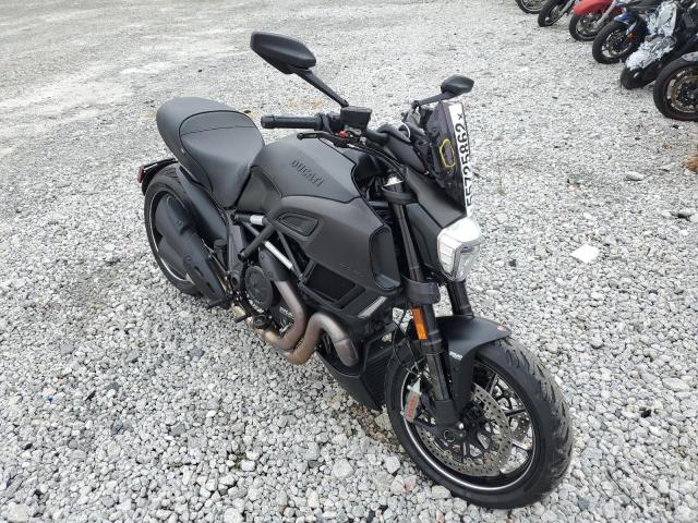 Ducati Diavel (2015)