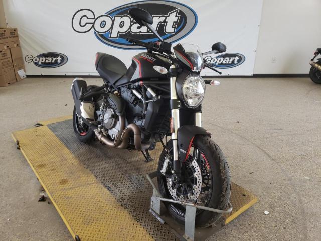 Ducati Monster 82 (2020)