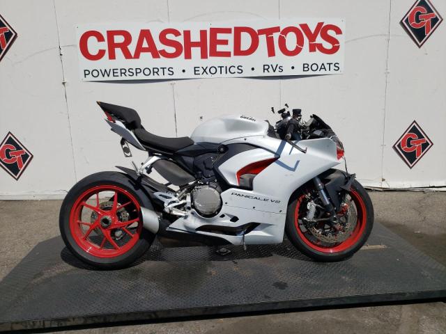Ducati Panigale v (2022)