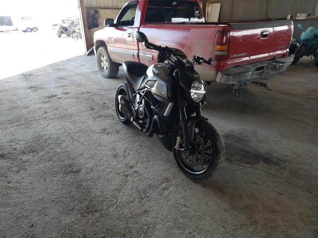 Ducati Diavel (2012)