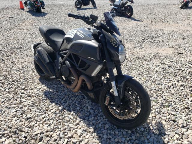 Ducati Diavel (2012)