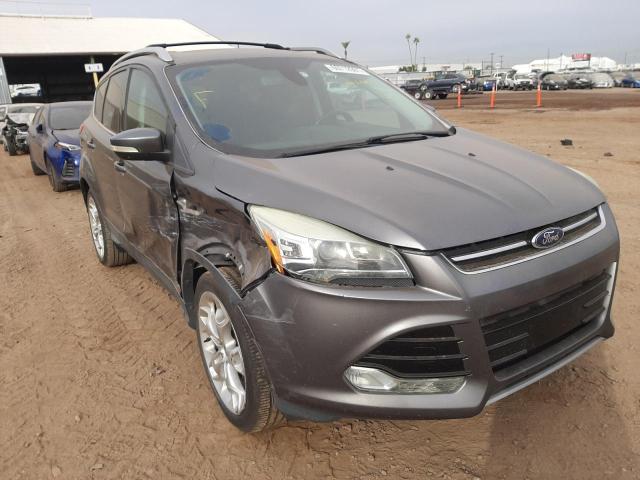 Ford Escape tit (2013)