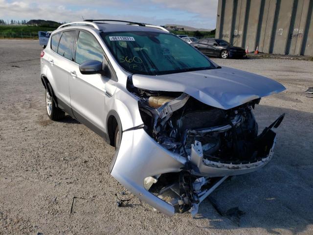 Ford Escape tit (2013)