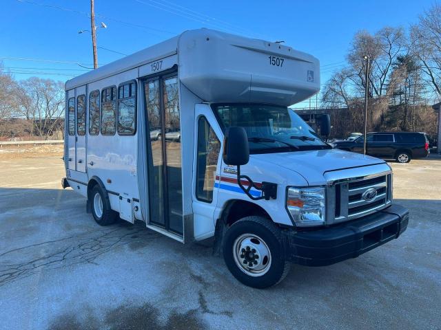 Ford Econoline (2015)
