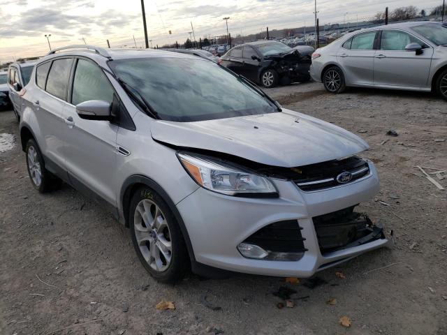 Ford Escape tit (2014)