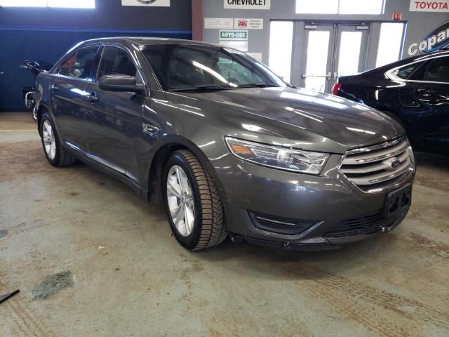 Ford Taurus sel (2015)