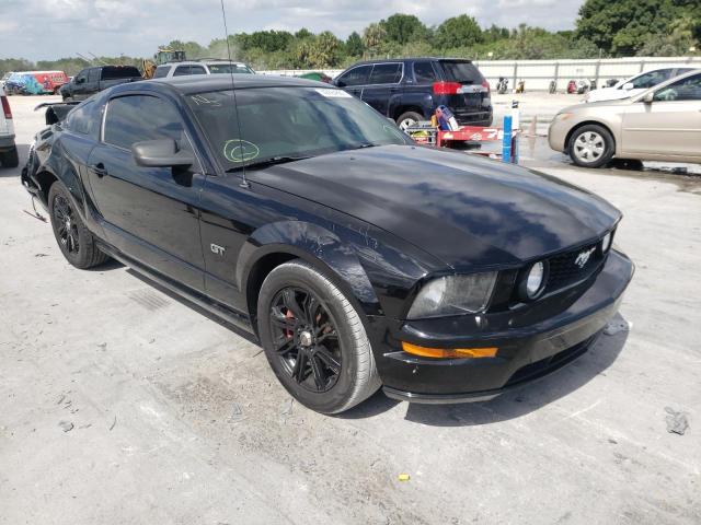 Ford Mustang gt (2006)