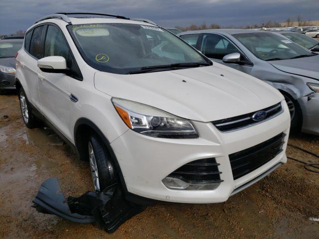 Ford Escape tit (2013)