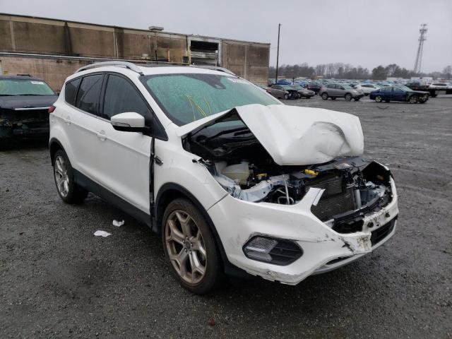 Ford Escape tit (2019)