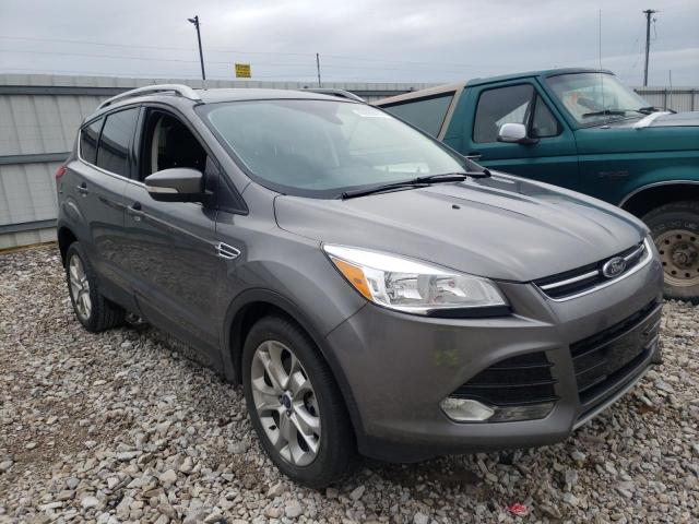 Ford Escape tit (2014)