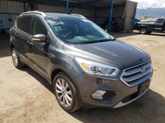 Ford Escape tit (2017)
