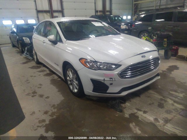 Ford Fusion hybrid (2019)