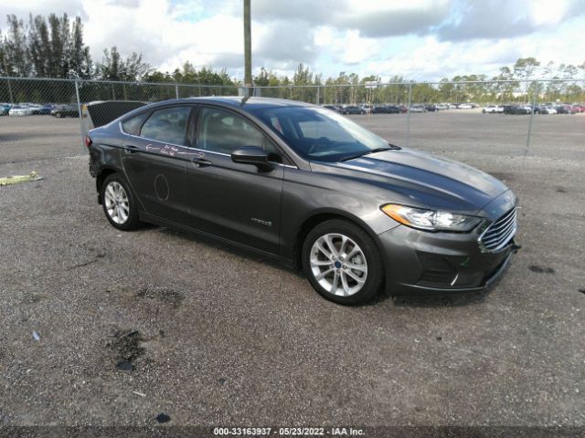 Ford Fusion hybrid (2019)