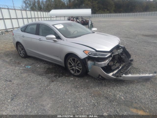 Ford Fusion hybrid (2019)