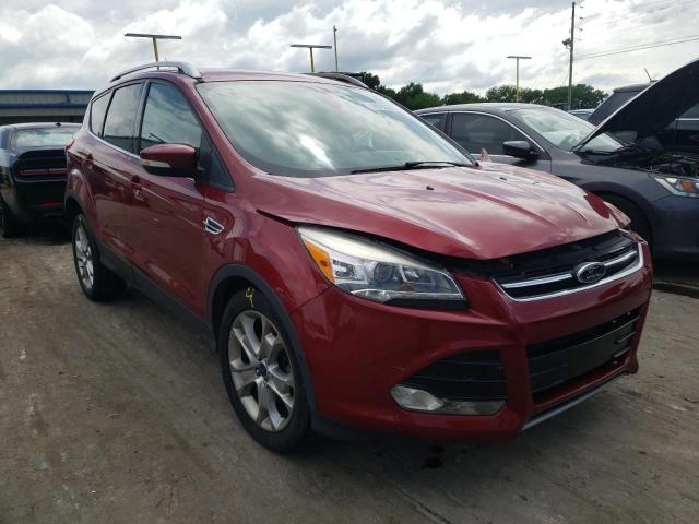 Ford Escape tit (2015)