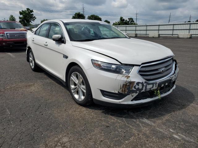 Ford Taurus sel (2013)