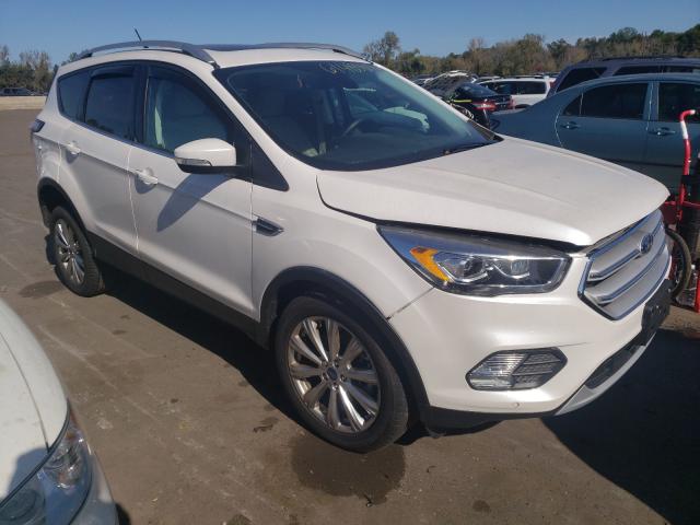 Ford Escape tit (2018)
