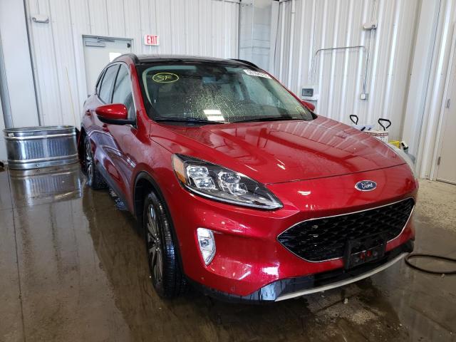 Ford Escape tit (2020)