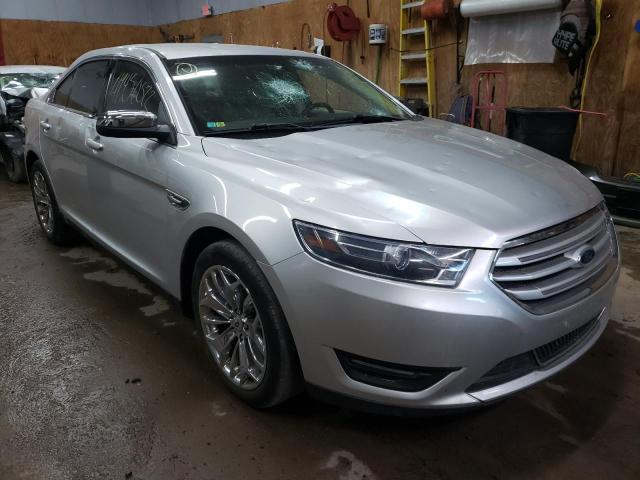 Ford Taurus lim (2015)