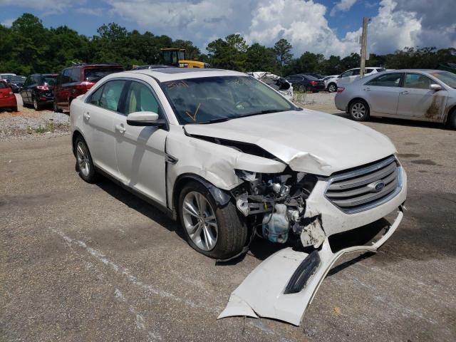 Ford Taurus sel (2015)