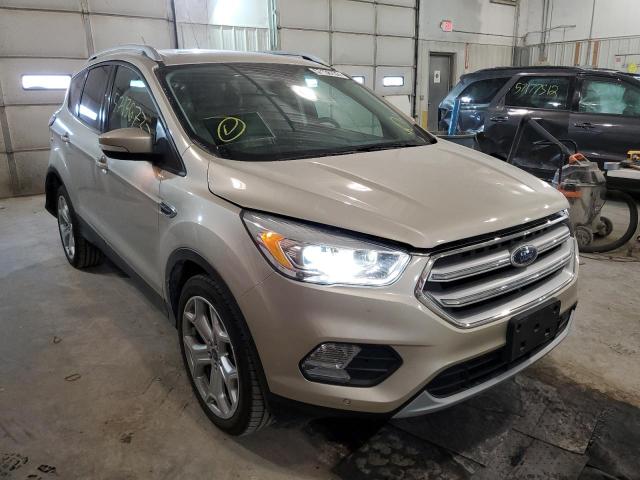 Ford Escape tit (2017)