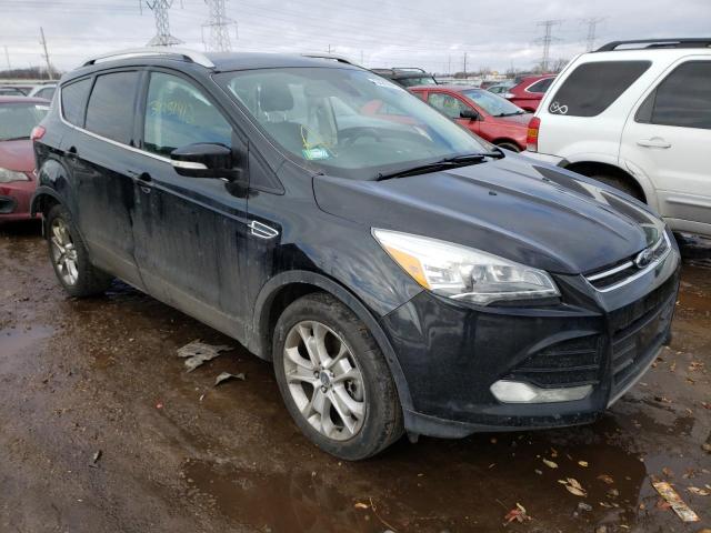Ford Escape tit (2015)