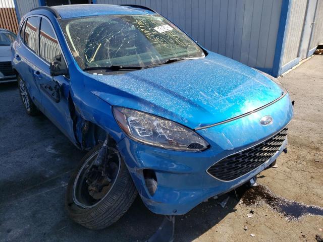 Ford Escape tit (2020)