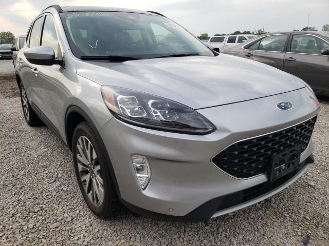 Ford Escape tit (2021)