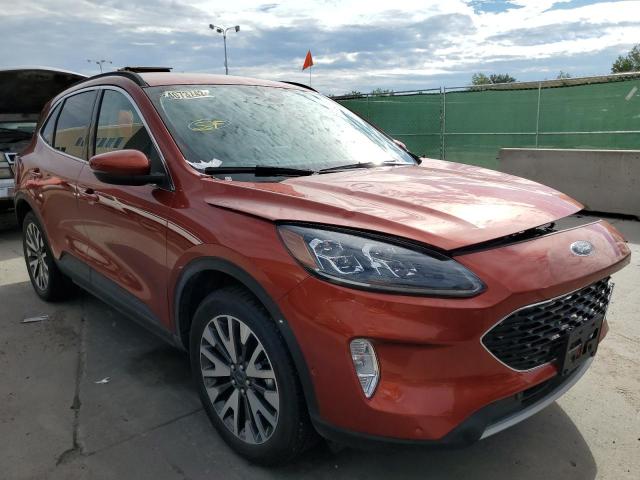 Ford Escape tit (2020)