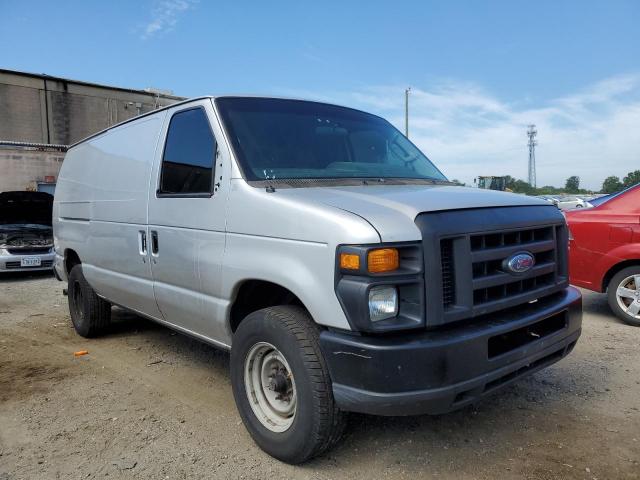 Ford Econoline (2011)