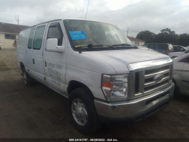 Ford Econoline cargo van (2014)