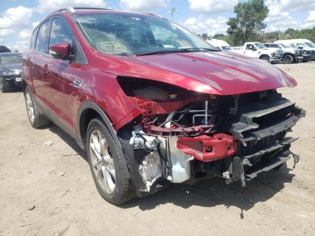 Ford Escape tit (2014)