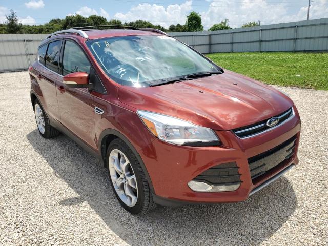 Ford Escape tit (2014)