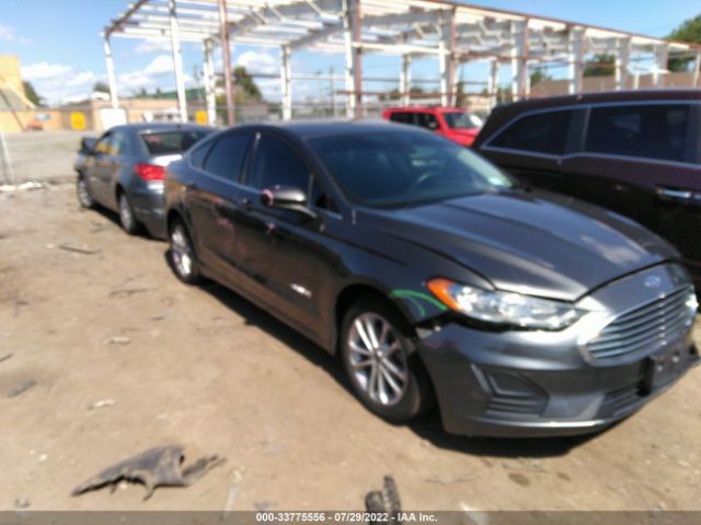 Ford Fusion hybrid (2019)