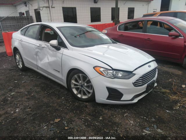 Ford Fusion hybrid (2019)